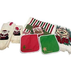 New Christmas Santa Seasons Greetings Chrismas Hand Towels Potholders Lot